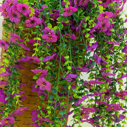 30" UV Resistant Artificial Daisy Hanging Bushes